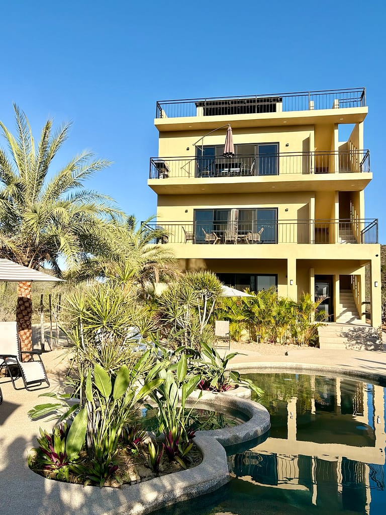 vacation rental pool jacuzzi los cerritos baja california sur